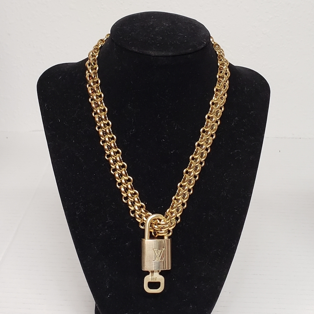 Authentic Louis Vuitton Padlock Gold Pendant W/ Fashion Geometry Stainless Steel